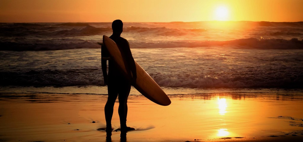 surfer looking at new horizons