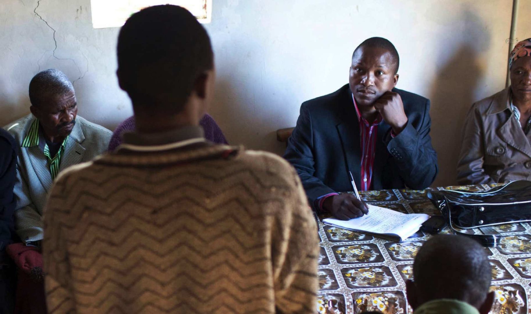 Leaders in a Storyline training session in Africa
